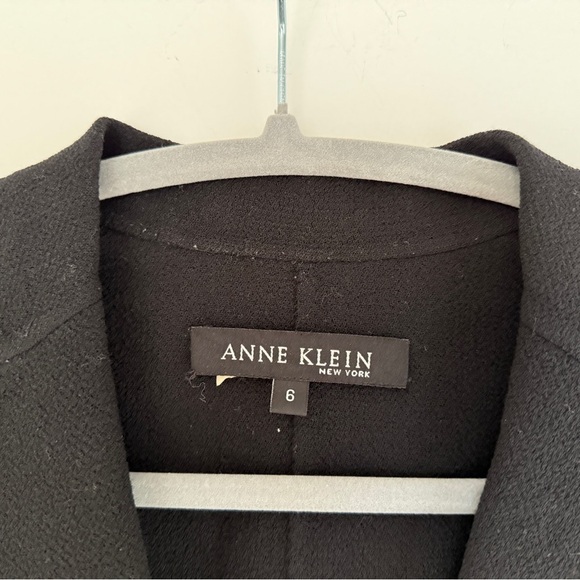 Anne Klein Black Lightweight Blazer – Size 6 - Picture 3 of 7